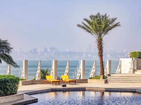 the pool at the oberoi mumbai