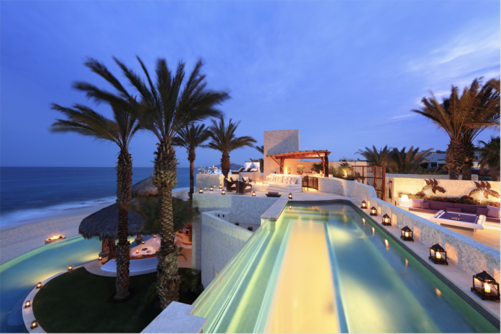 Rooftop pool at the Ty Warner Mansion