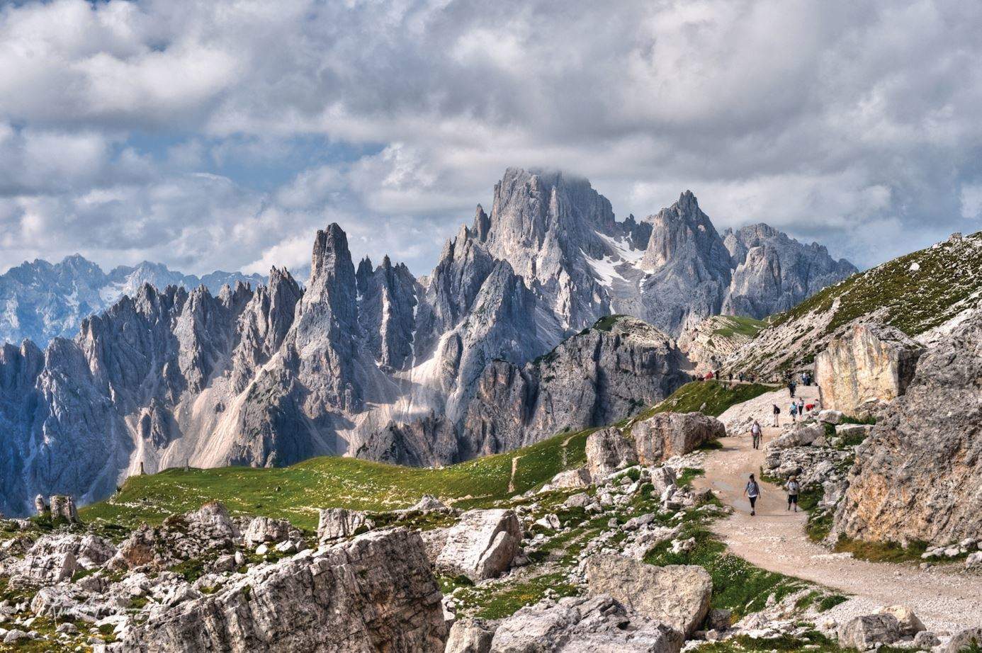 Malibu meets the Dolomites