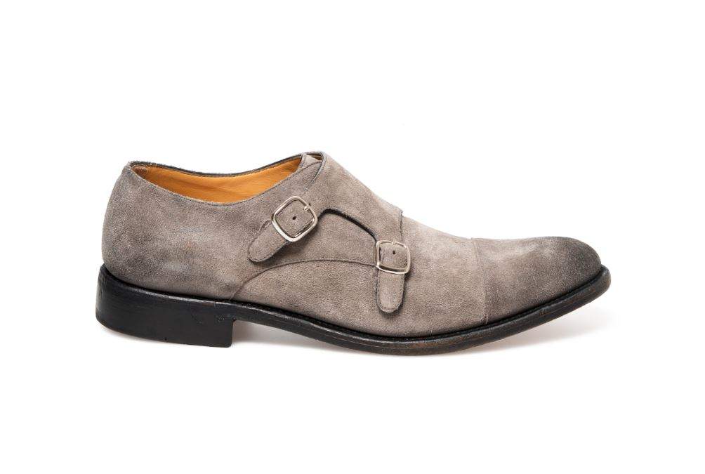 Versatile Suede Shoes for the Summer Months - Elite Traveler