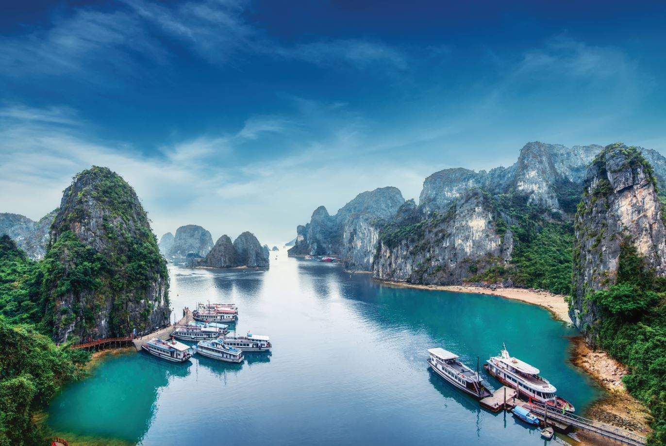 luxury group tours vietnam