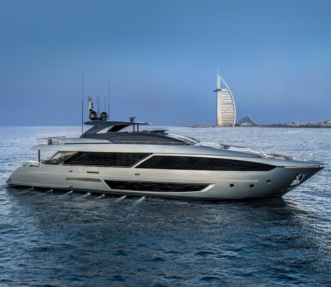 Best Yachts At The Dubai International Boat Show