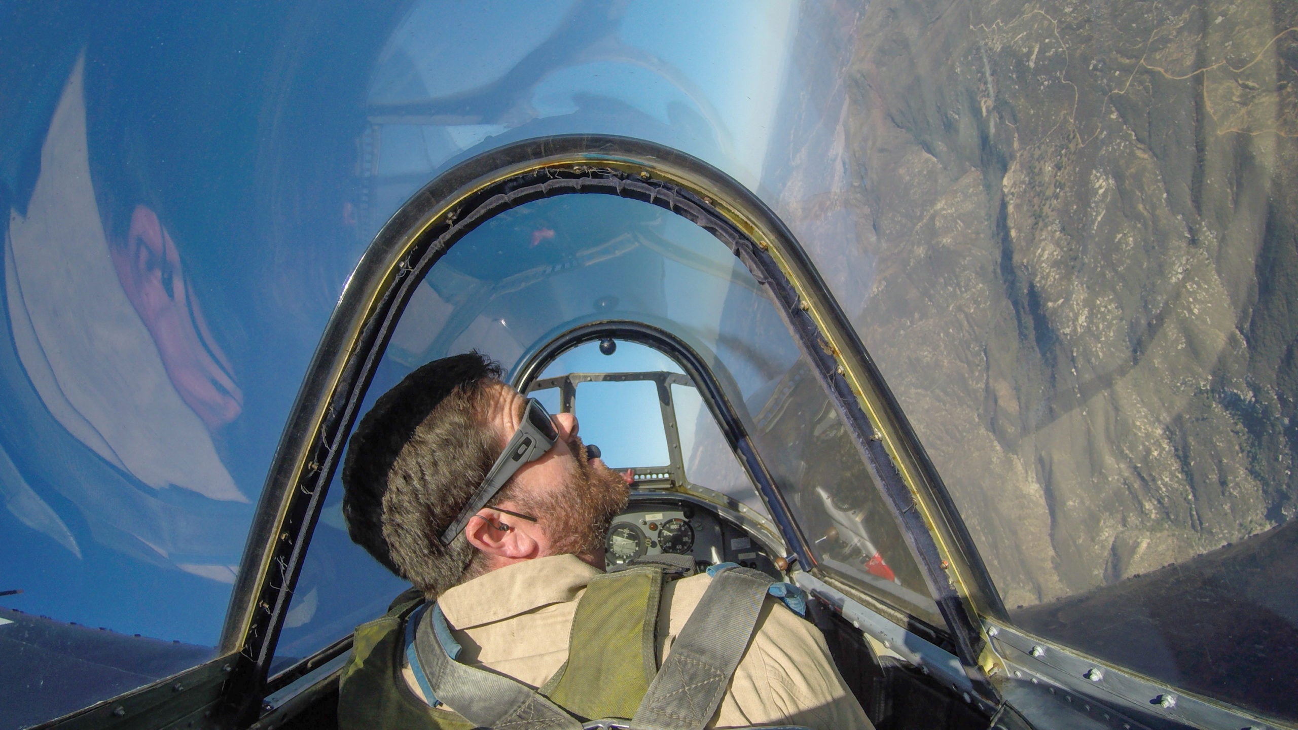 Former Sniper Brandon Webb Talks Flying Privately for Business