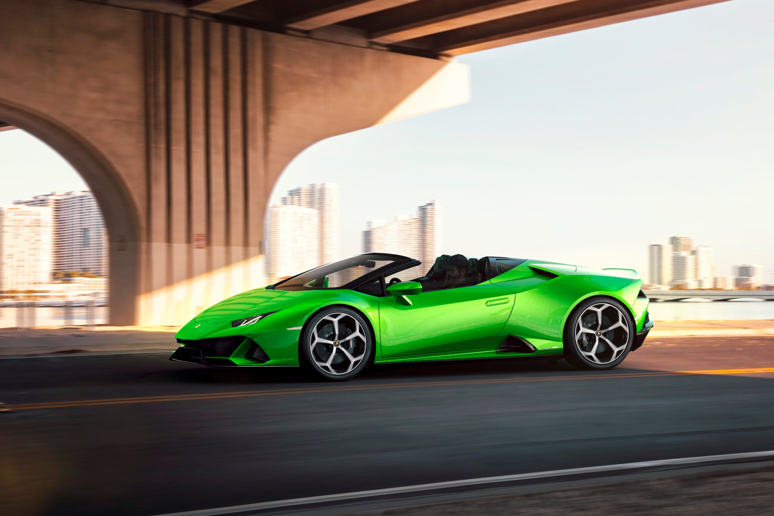 Sitting Pretty in the Lamborghini LBF-750 Massage Chair