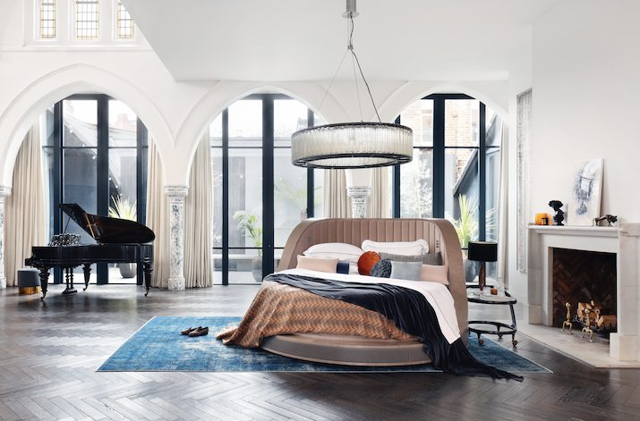 Meet Savoir Three Sixty, the World's First Fully Rotating Bed