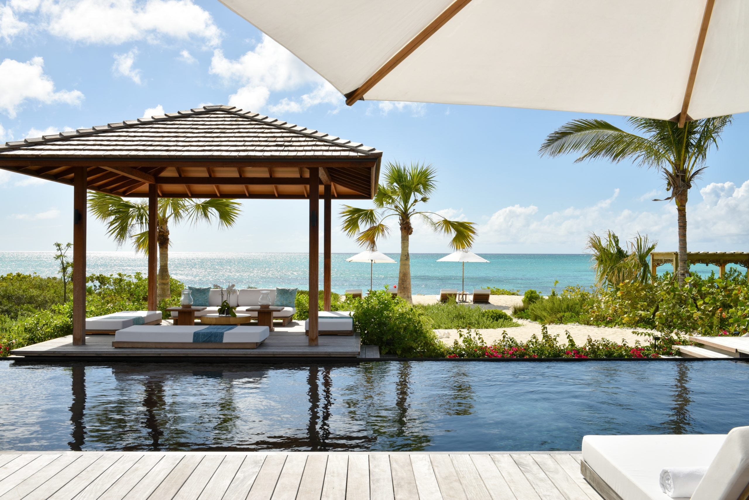 A Luxury Weekend Guide to Turks & Caicos