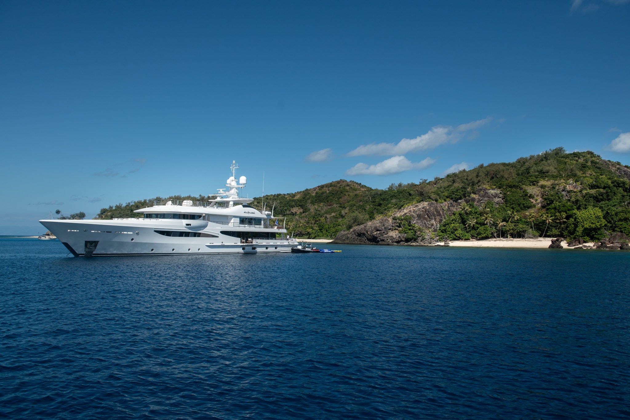 y.co yacht charter