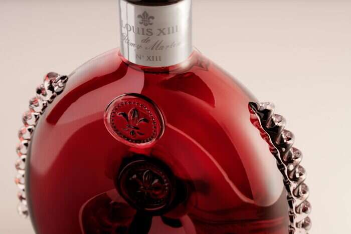 Louis XIII N°XIII red decanter 