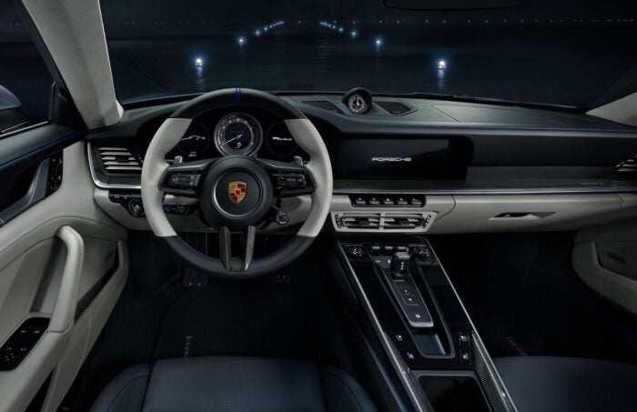 Duet Porsche interior