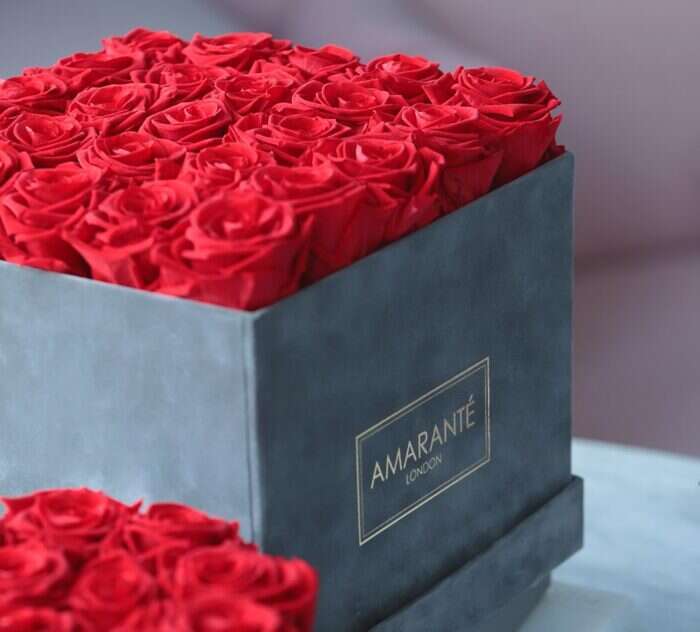 amarante london infinity roses luxury Valentine's gift for her