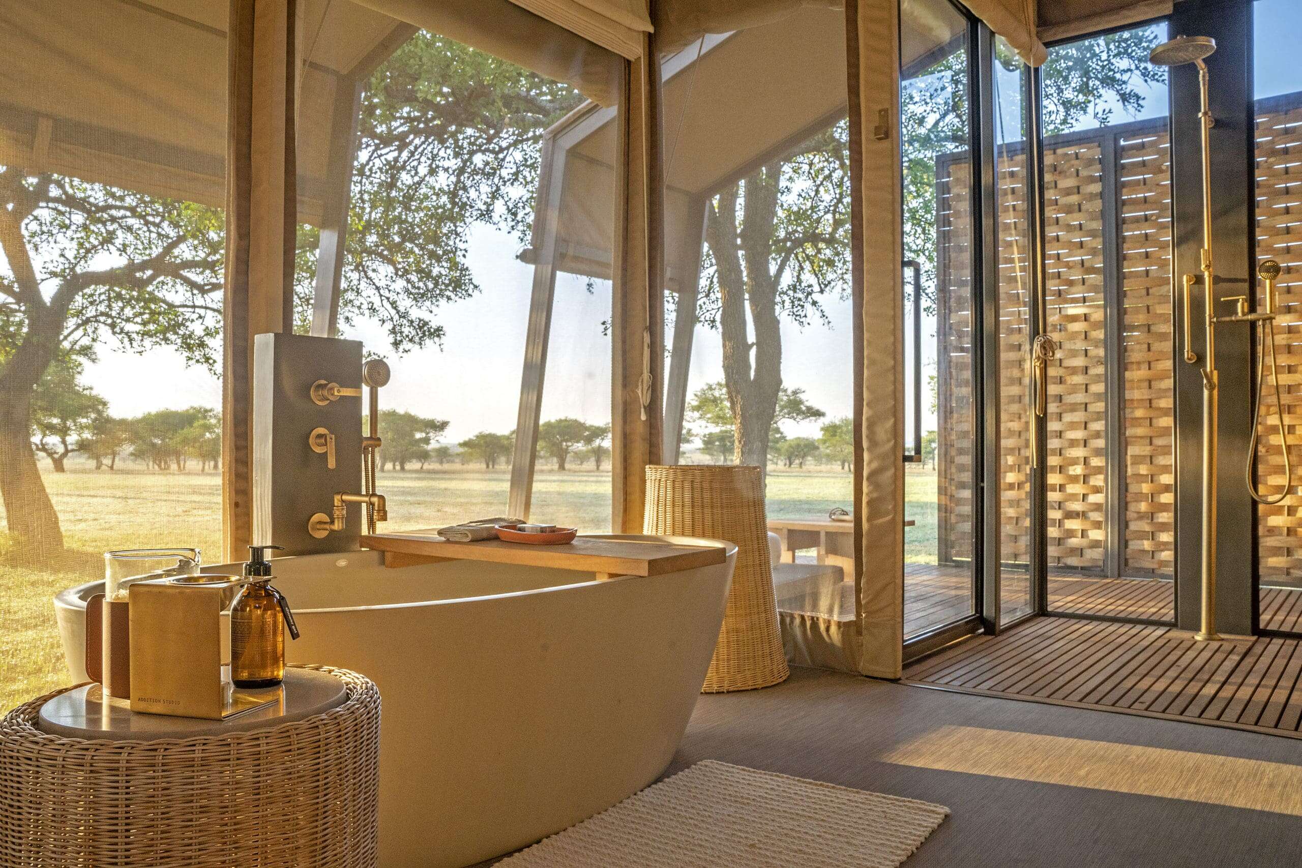 singita sabora guest suite bathroom