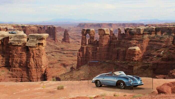 Porsches in Nature - Blue/silver Porsche against canyon backdrop