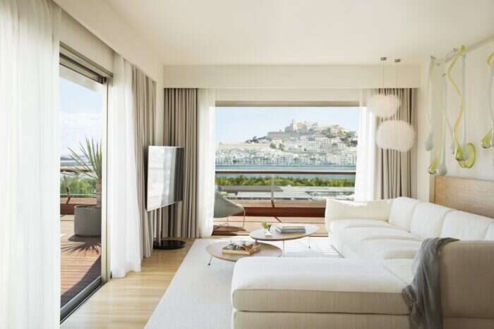 Ibiza Gran Hotel interior room