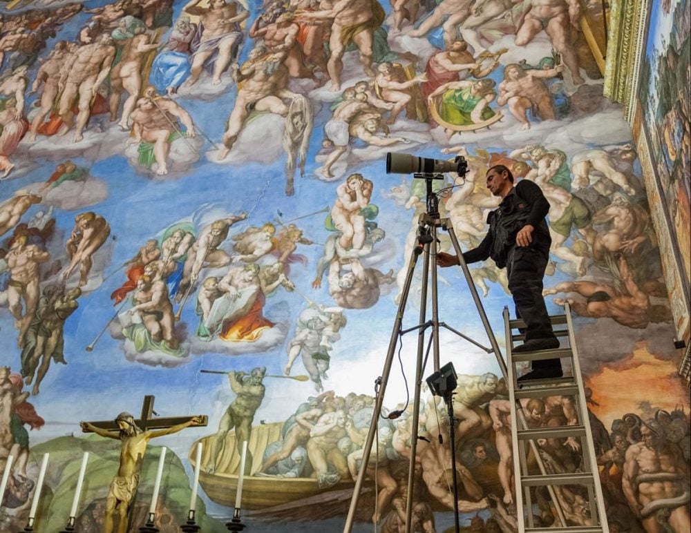 This Book Brings the Sistine Chapel to Your Home