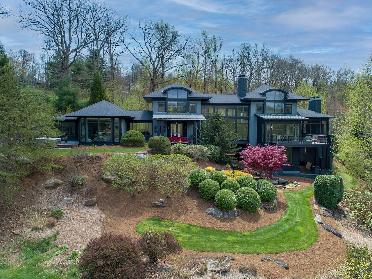 Enjoy Mountain Views from this Contemporary Home