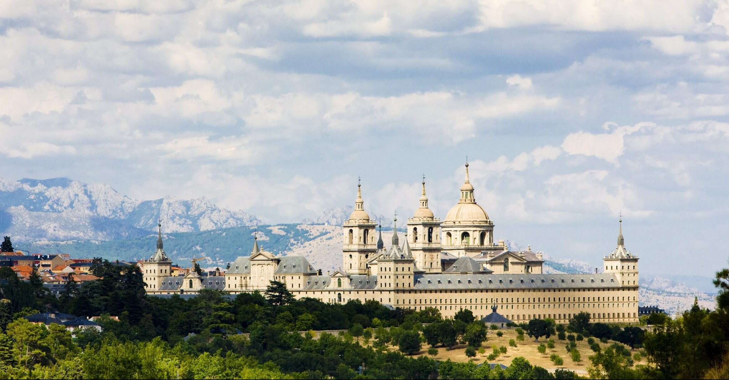 monastery of el escorial royal site in spain