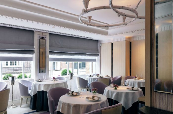 Restaurant Gordon Ramsay dining room