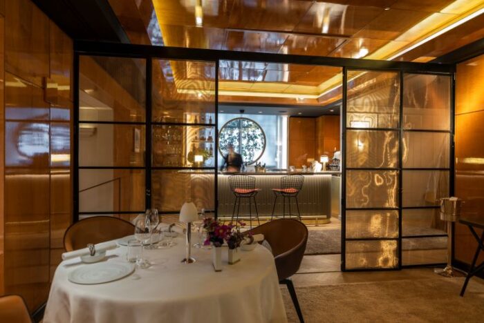Pierre Gagnaire private dinning space