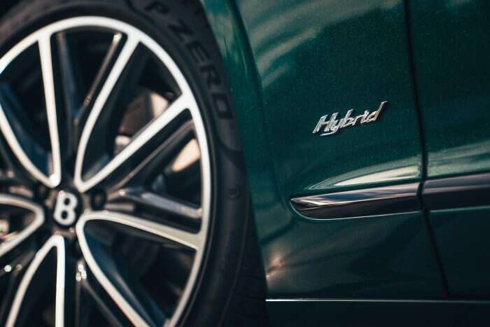 Bentley Flying Spur Hybrid mark