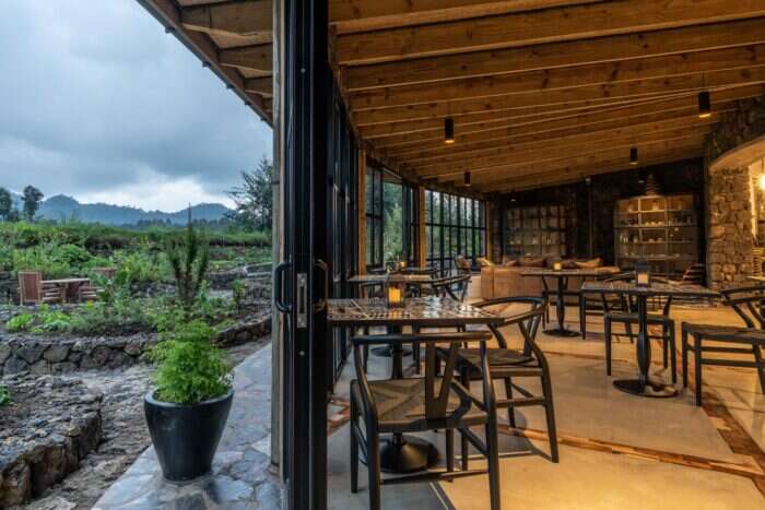 Dining area and vegetable garden at Bisate Kwanda Day Lounge 