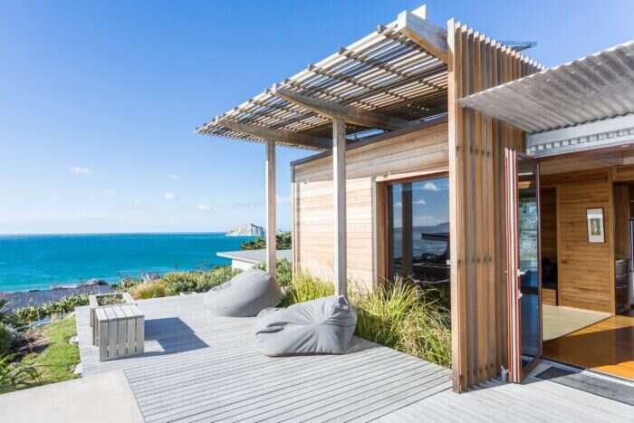 new zealand beach house 