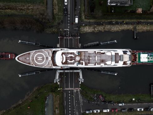 galactica yacht