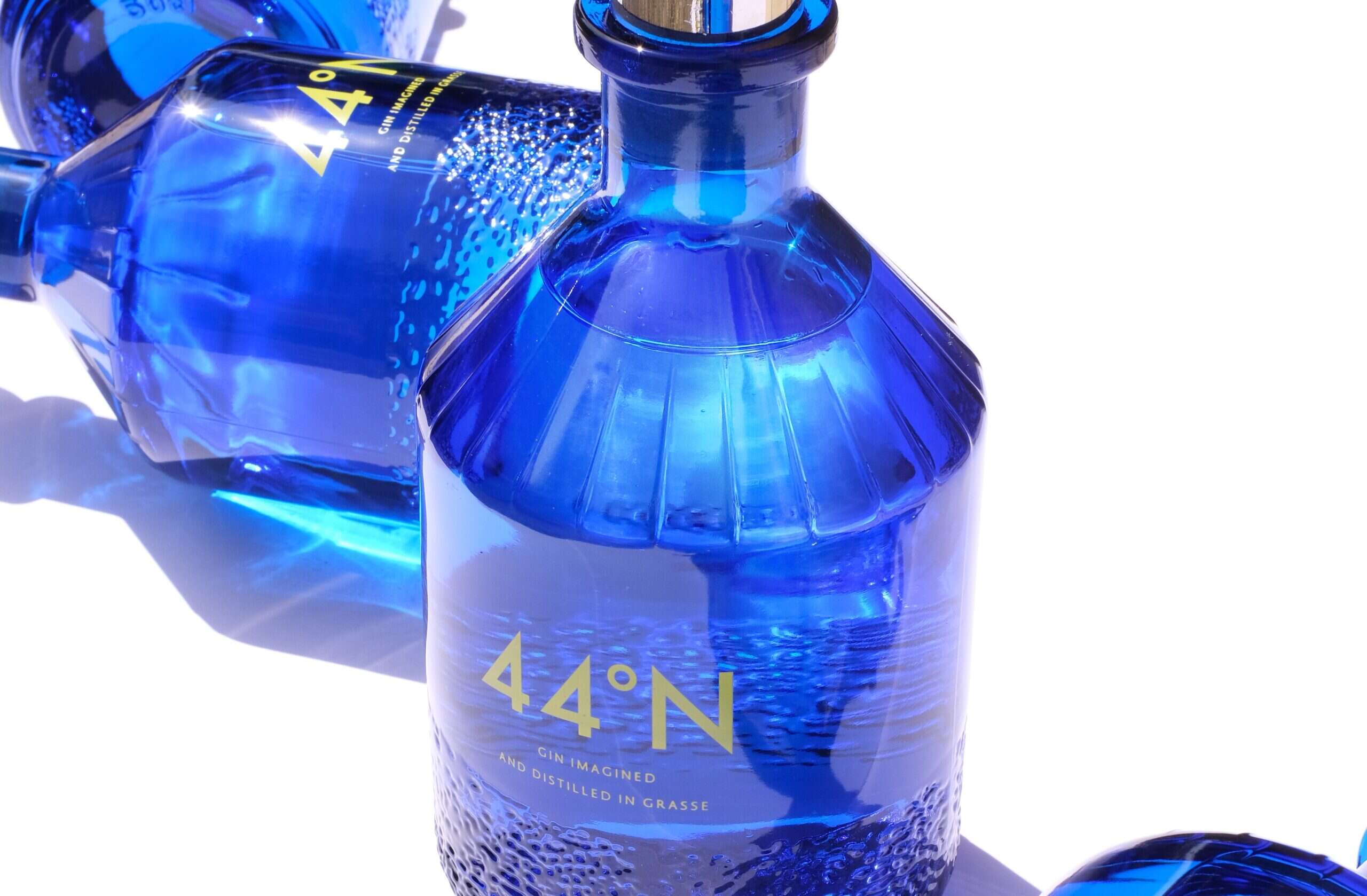 n44 gin bottle