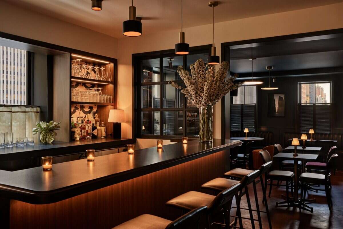 Pebble Bar Opens in Historic New York Townhouse