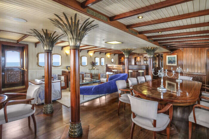 La Sultana yacht interior