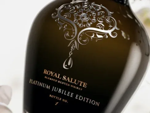 Royal Salute Platinum Jubilee bottle