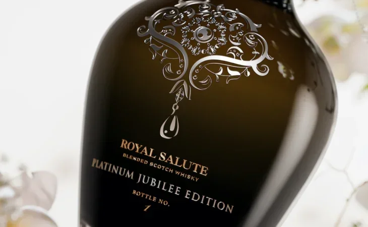 Royal Salute Platinum Jubilee bottle