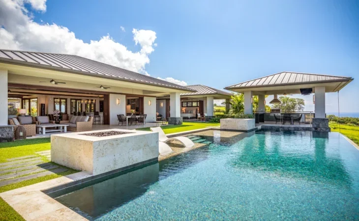 Experience the Luxury of Hawaii’s Kona Coast at Hokuli’a