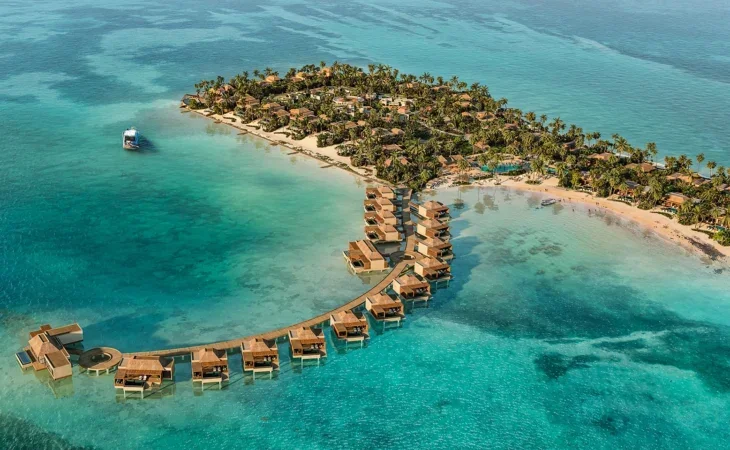 Four Seasons to Open Resort and Residence on Caye Chapel