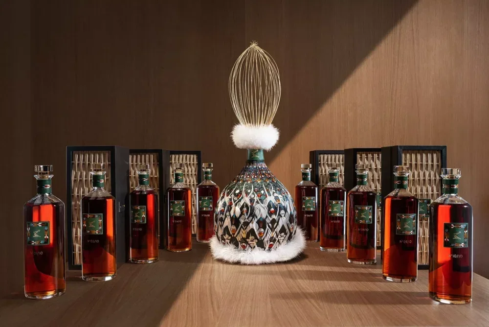 Maison Hennessy Unveils Dame Jeanne Decanter - Elite Traveler