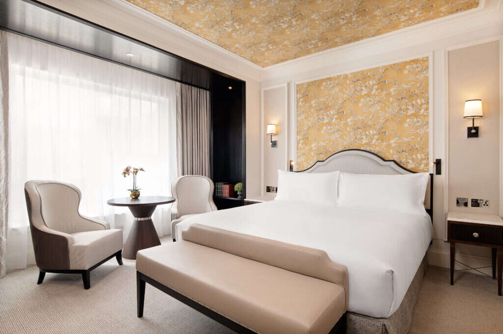 fairmont king room