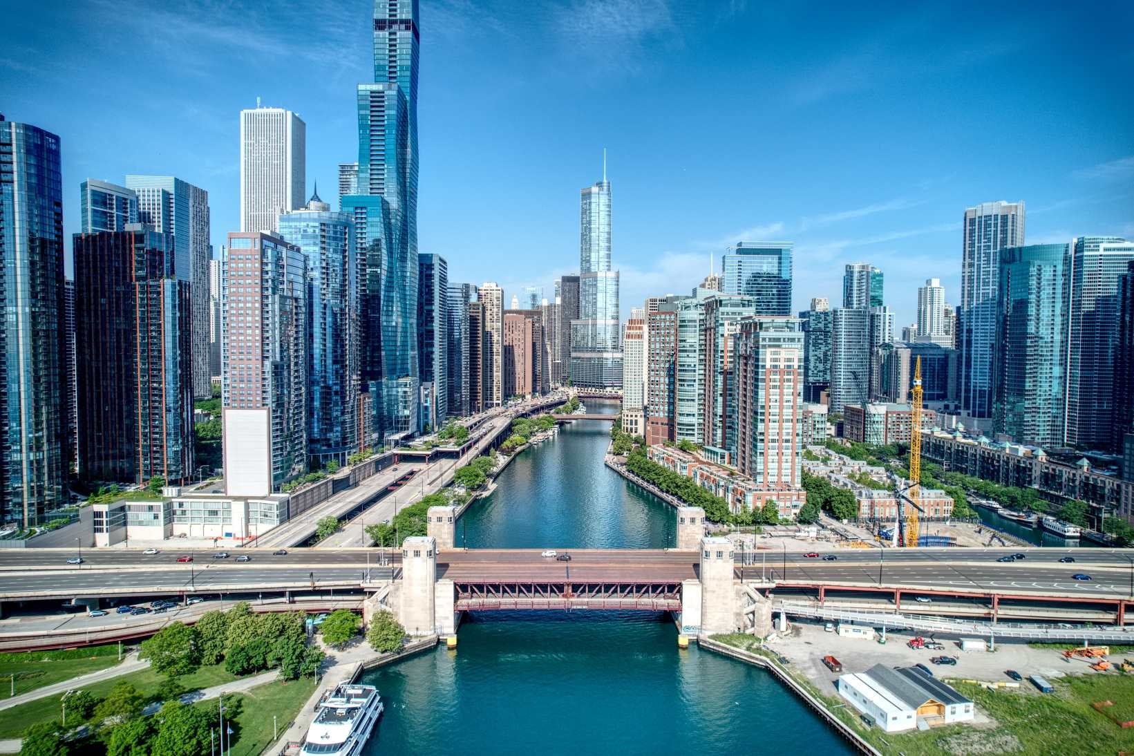 A Guide to Chicago: Living the High Life in the Windy City