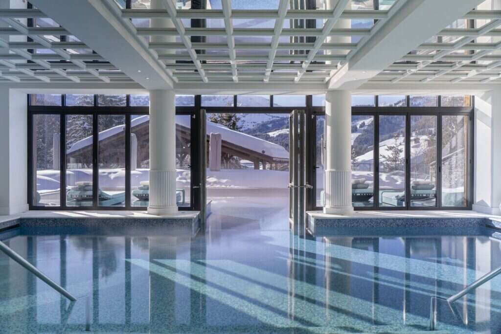 swimming pool and spa at four seasons megeve