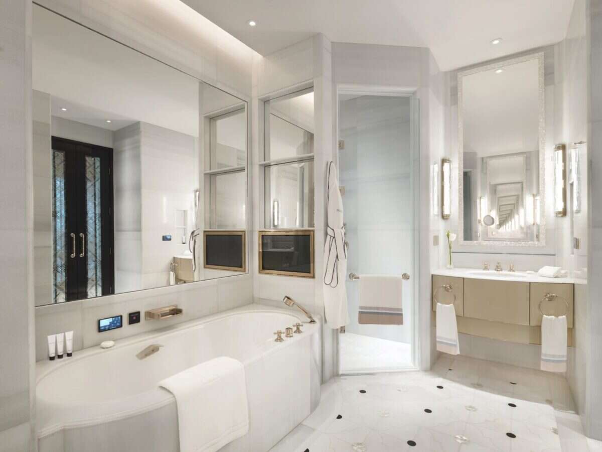 The Peninsula Istanbul marble bathroom 