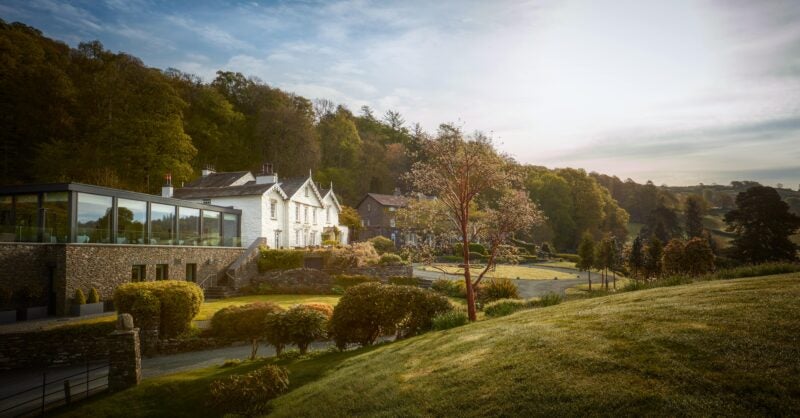 The Best Luxury Hotel Buyouts in the UK - Vimarsana News