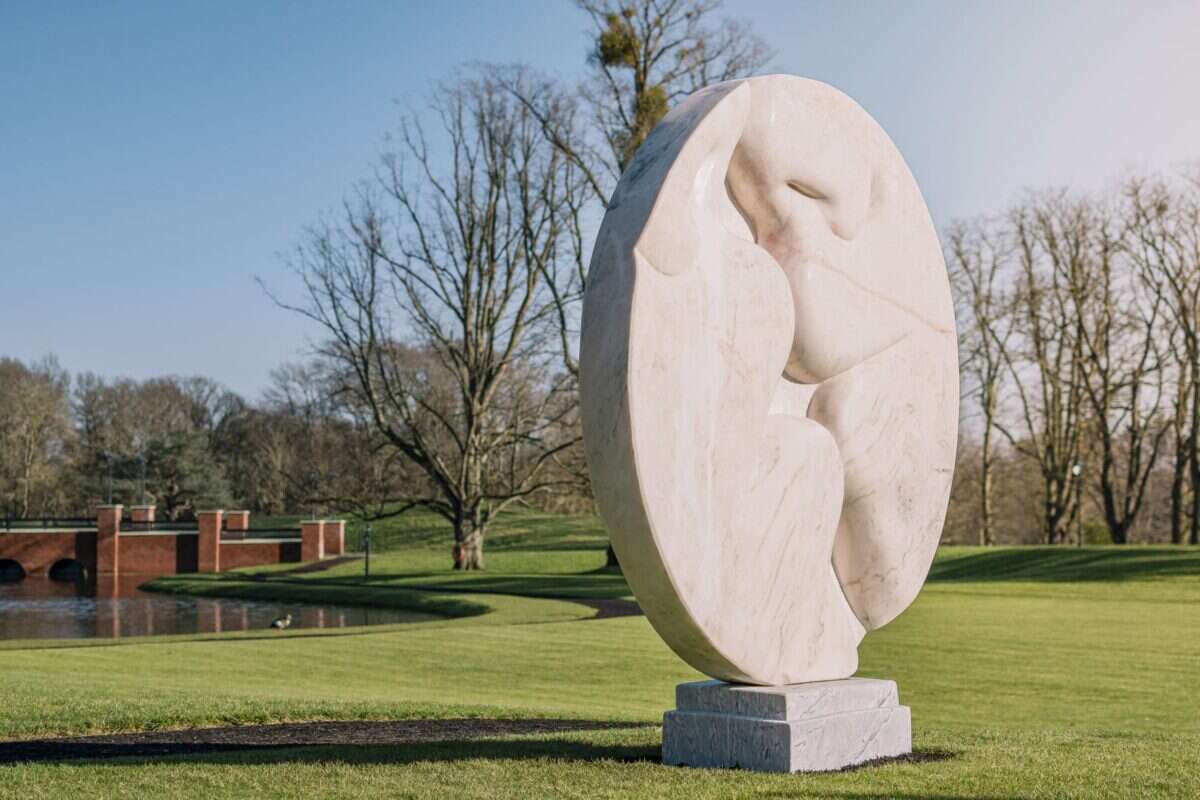 Paul Vanstone sculpture at Fairmont Windsor Park art trail