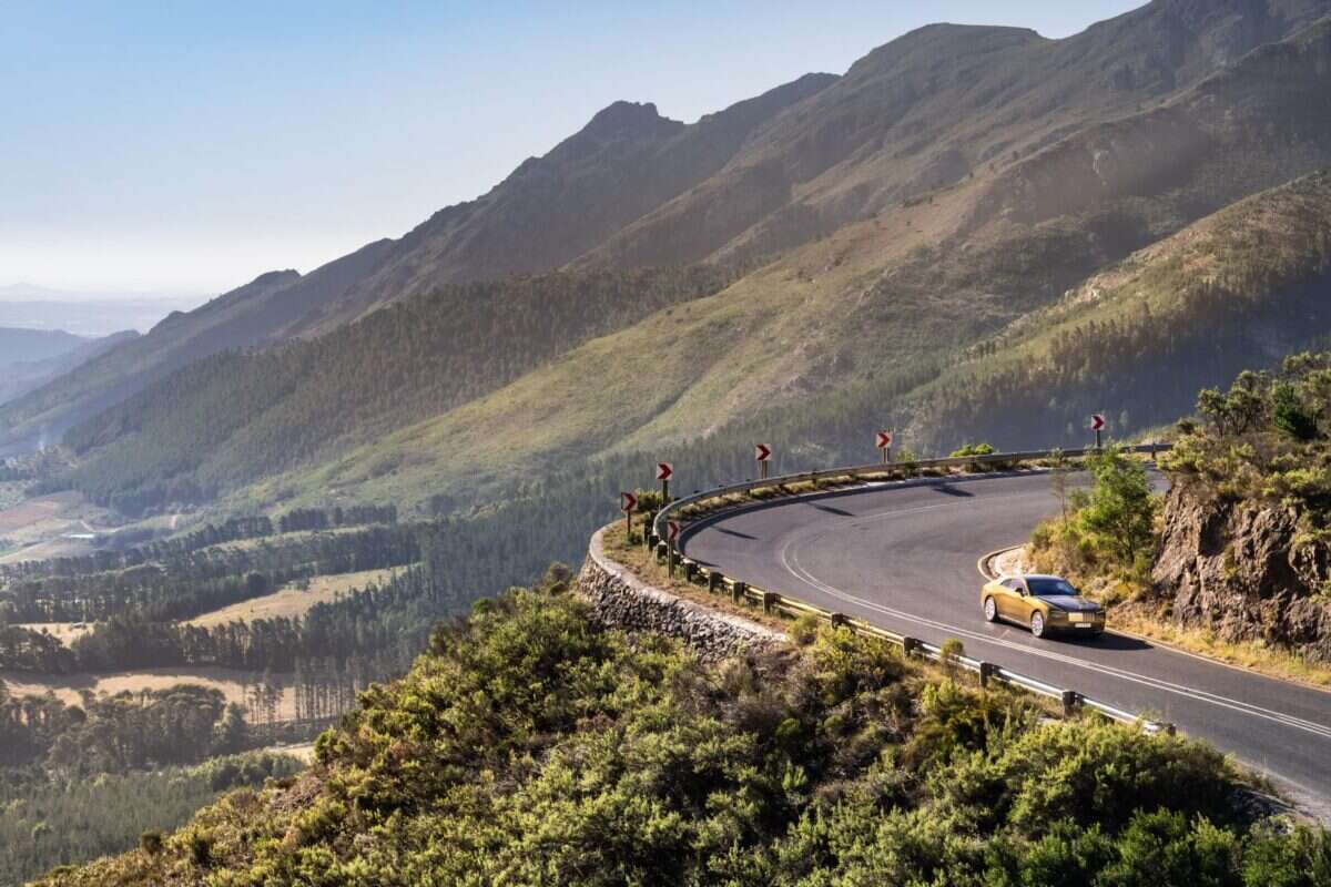 Rolls-Royce Spectre driving in Franschhoek