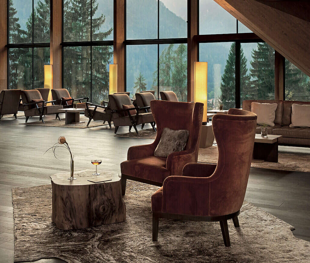 lefty resort dolomites lobby