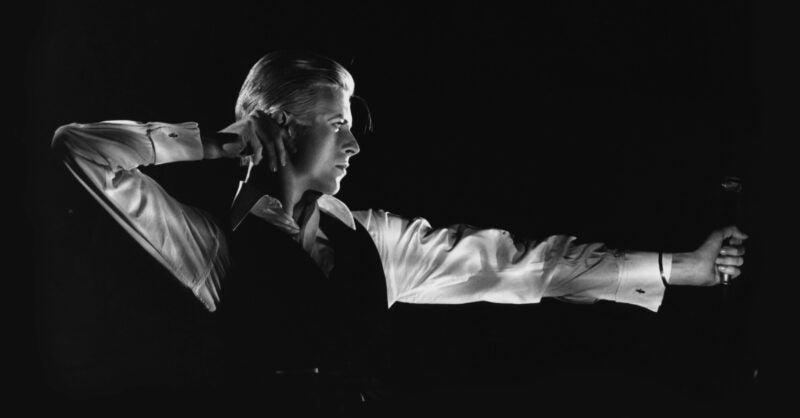 The V&A Announces Expansive David Bowie Exhibition - Vimarsana News