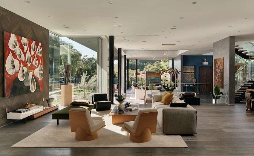 Second living space of the Bel Air Mansion