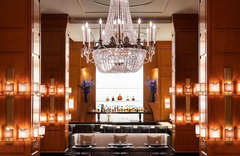 Four Seasons bar