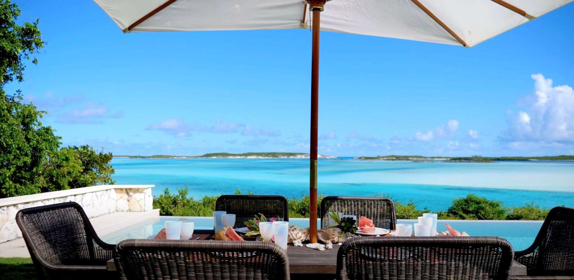 Little Pipe Cay island terrace overlooking sea