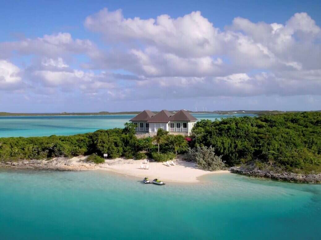 Exterior shot of Little Pipe Cay Island