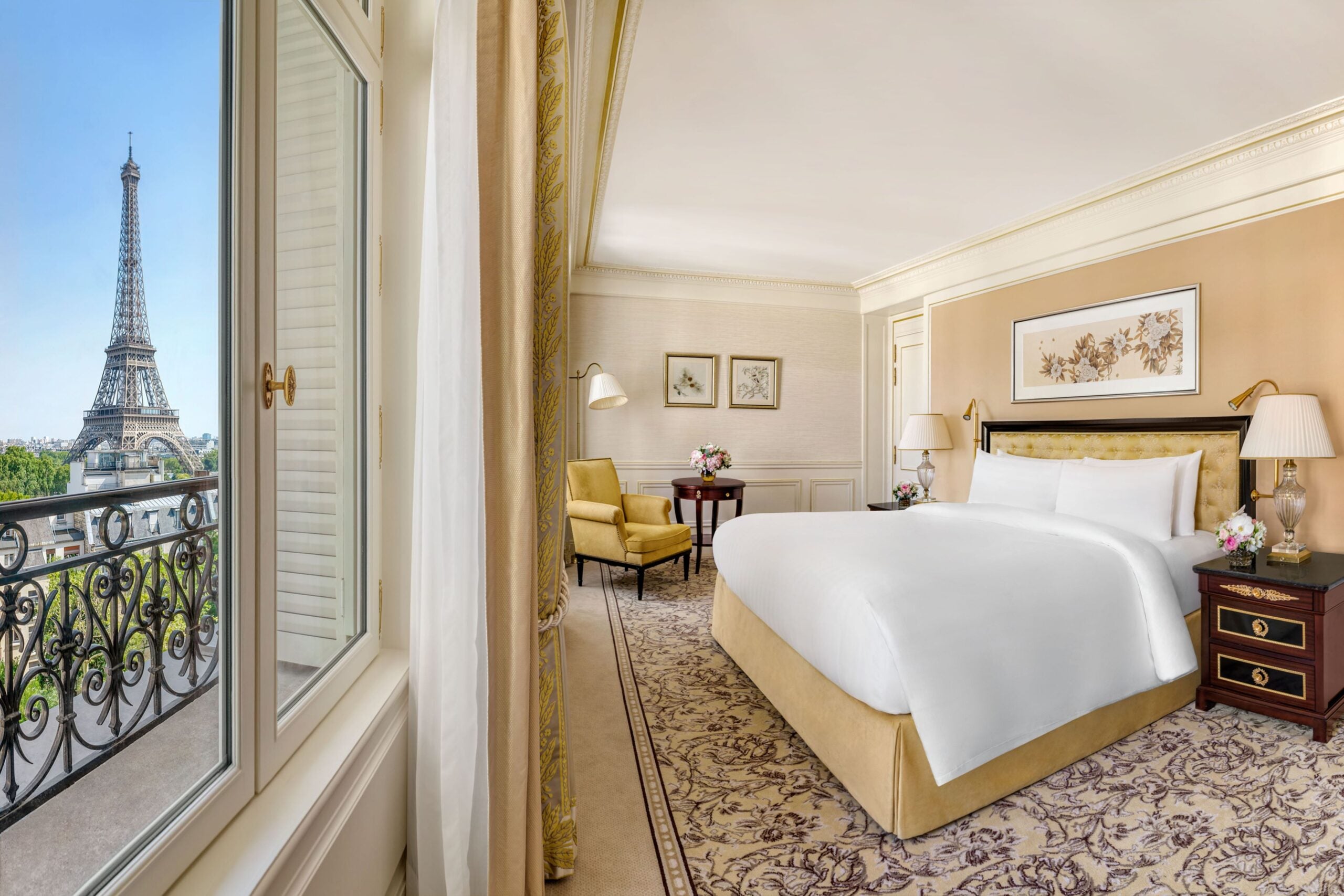 Shangri-La Paris junior suite 