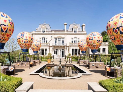 Beaverbrook summer of love balloon dining