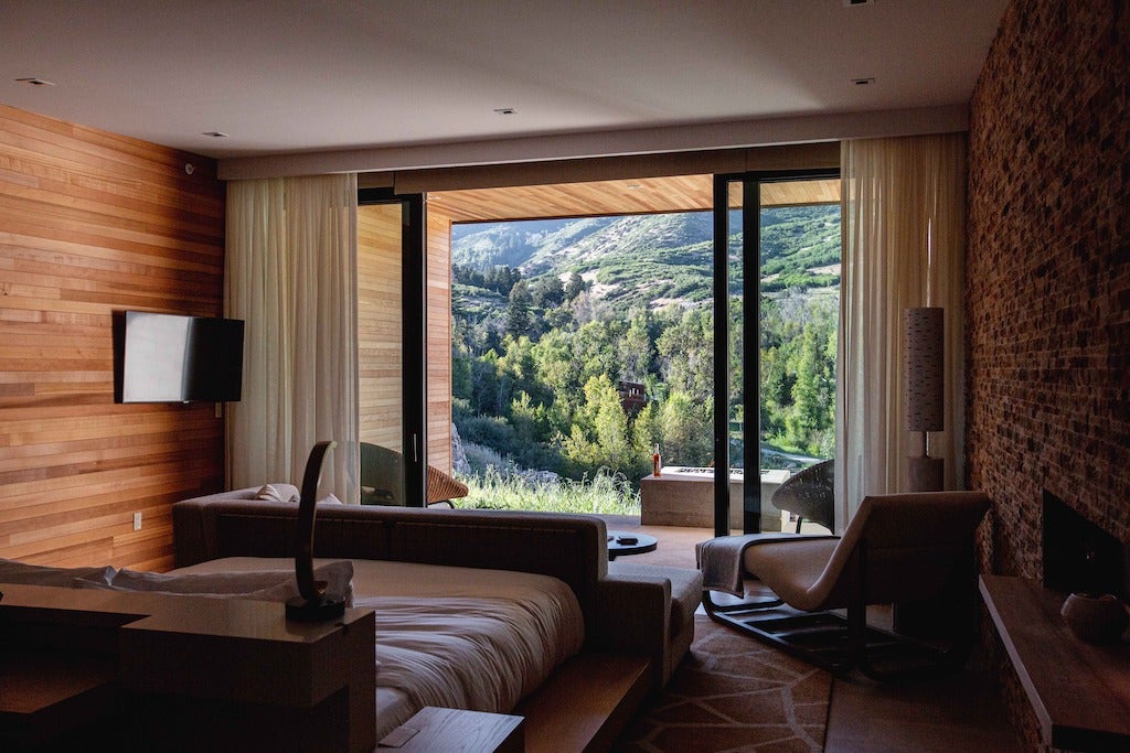 Suite bedroom with view